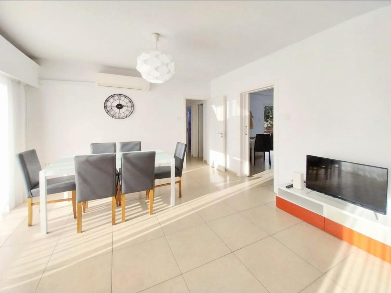 Sun Tower 101 Apartment Limassol Luaran gambar